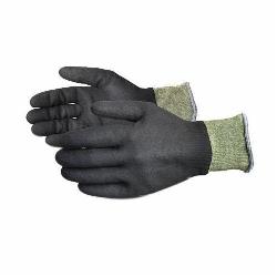 Cut-resistant Kevlar®/Steel Emerald CX® winter glove with PVC coating